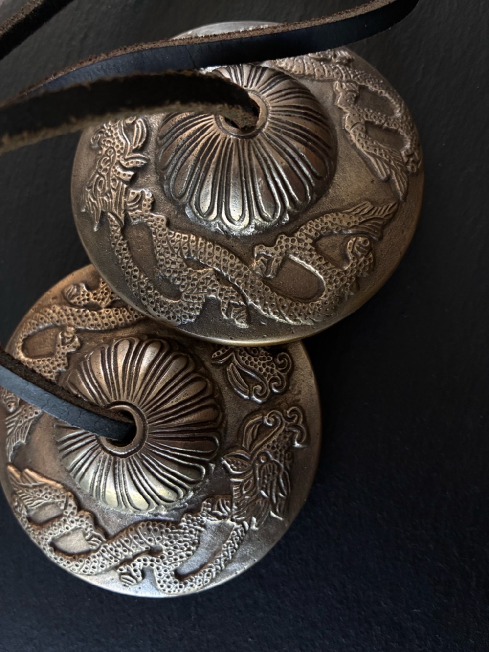 Vintage-Style Bronze Dragon Tingsha Cymbals - Decorative Meditation Pair